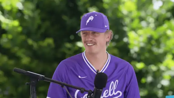 Robert Dombrowski, coach of the Iowa Baseball Team, shares stories from his time with Chinese baseball players on CGTN’s podcast series Ni How Are You. [Photo: CGTN]