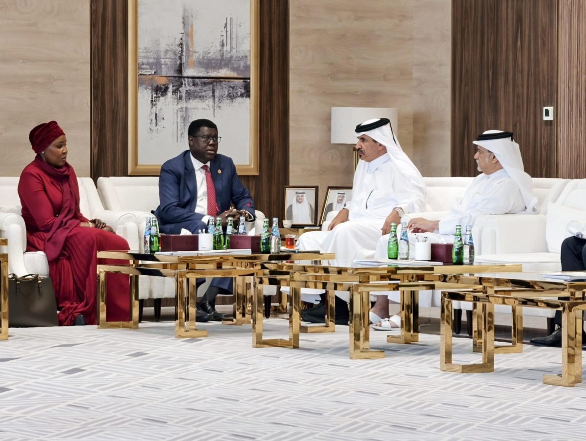 First Vice-Chairman of Qatar Chamber Mohamed bin Ahmed bin Twar Al Kuwari with South Sudan delegates (Photo Credit: Qatar News Agency - QNA)