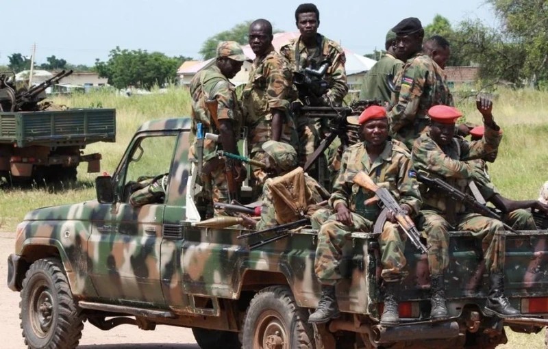 SSPDF troops on patrol during a previous military operation in South Sudan. (Photo: Picture Alliance via DW) SSPDF troops on patrol during a previous military operation in South Sudan. (Photo: Picture Alliance via DW) SSPDF troops on patrol during a previous military operation in South Sudan. (Photo: Picture Alliance via DW) SSPDF troops on patrol during a previous military operation in South Sudan. (Photo: Picture Alliance via DW)