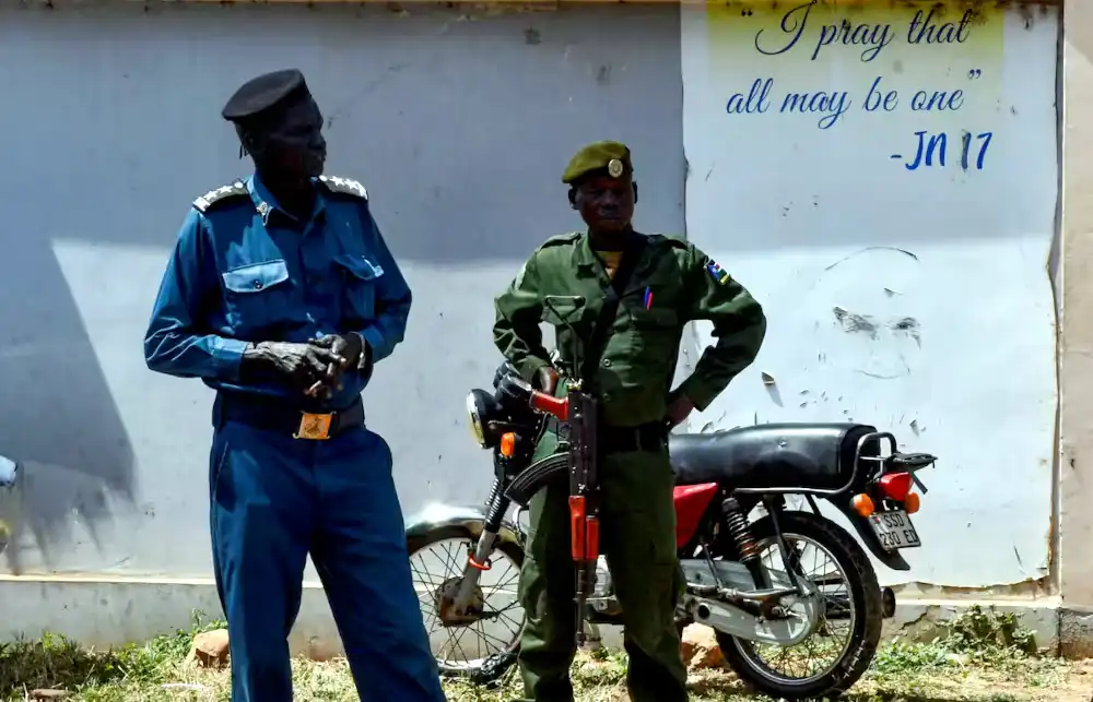 South Sudanese security forces stand guard outside the State Secretariat in Juba South Sudan. A vote planned for this December would be the first for the African country since it achieved independence in 2011 Samir Bol Reuters