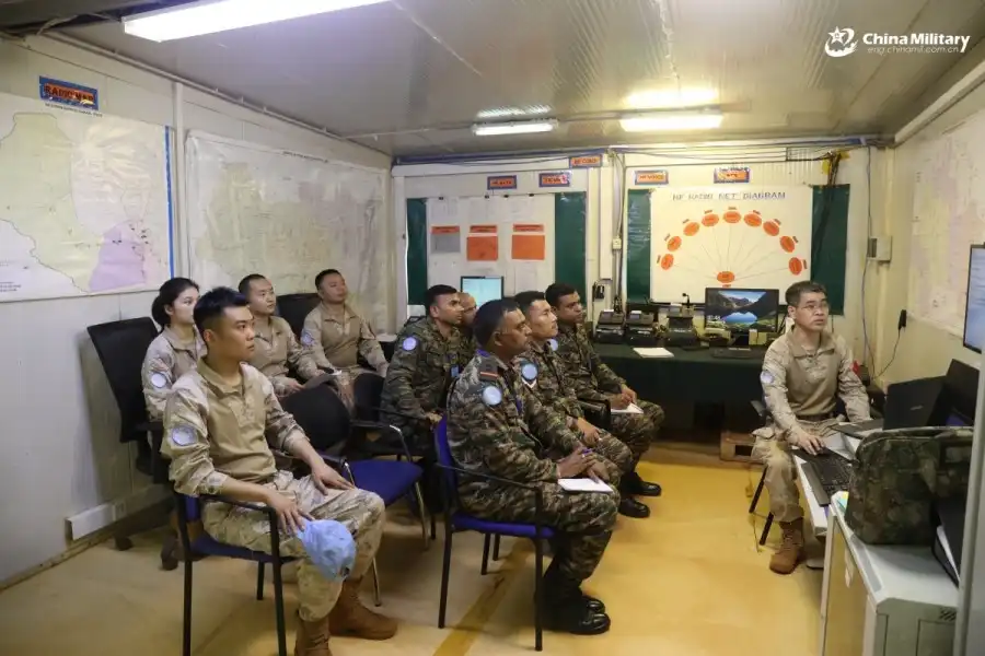 The Chinese peacekeeping medical contingent holds training courses on war wound treatment skills. Photo by Ma Guodong