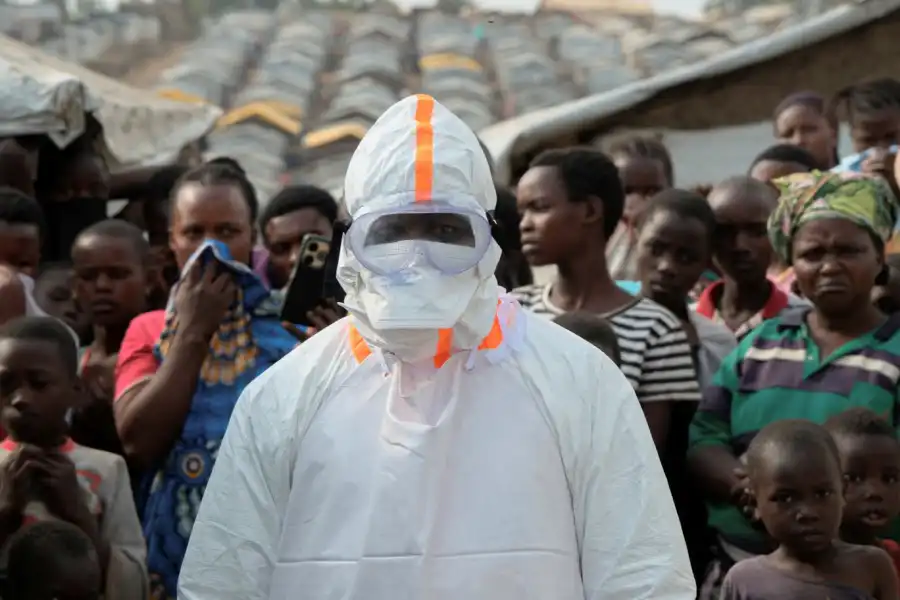Fastest-spreading Ebola outbreak could reach South Sudan within weeks, experts warn